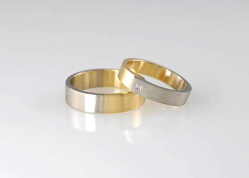 Nelson Wedding Rings & Jewellery: Jewel Beetle