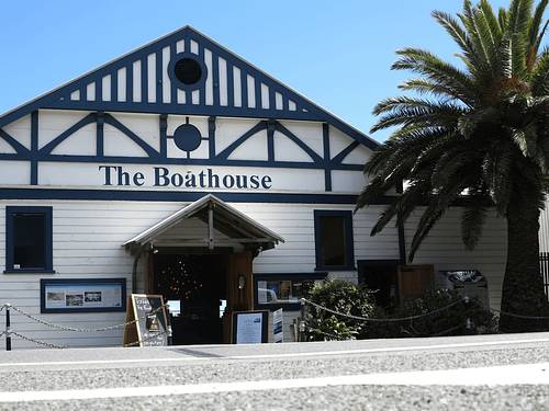 Nelson Wedding Venues: The Boat House